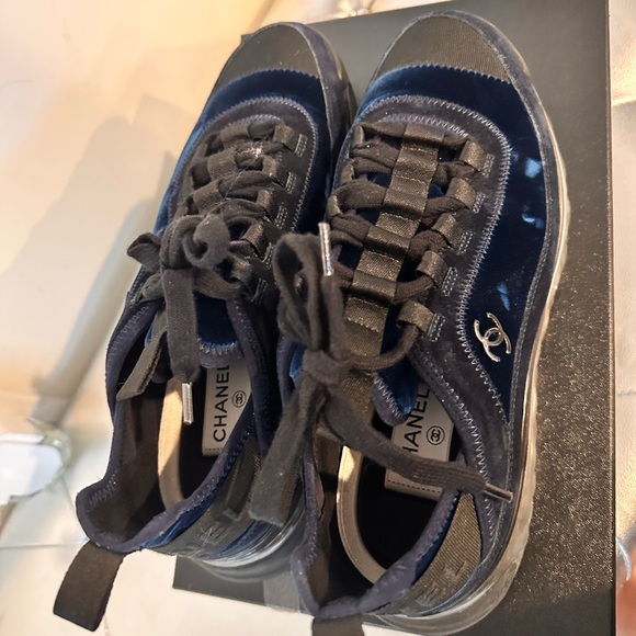 Chanel Sneakers 40 - Picture 4 of 5